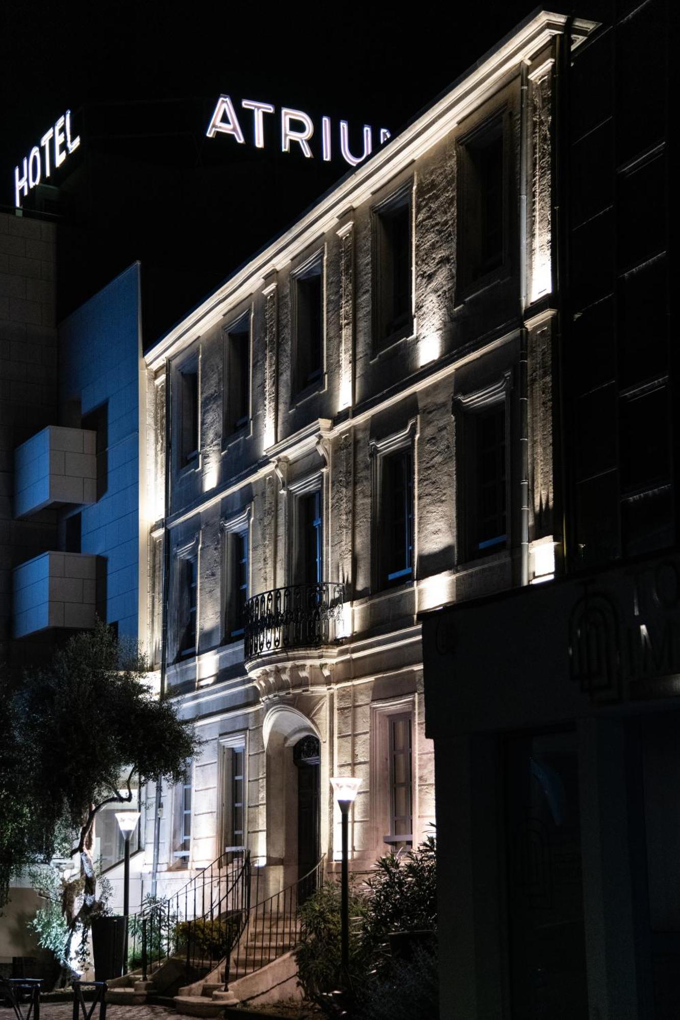 Hotel Atrium Arles Exterior photo